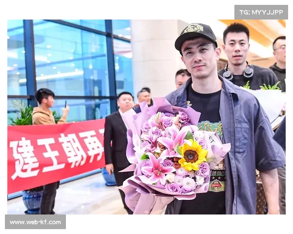 梅斯曼荣获比利时国家勋章 欧锦赛MVP凯旋归国喜获殊荣